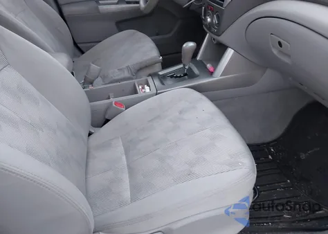 2010 Subaru Forester 2.5X Premium из США, поврежденный, VIN JF2SH6CC3AH790019